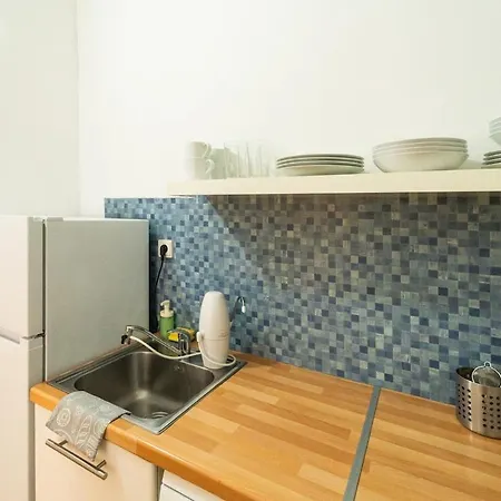 Vesela In The Center Of Appartement